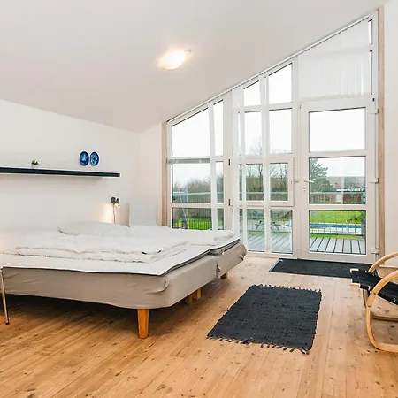 16 Person In Vakantiehuis
