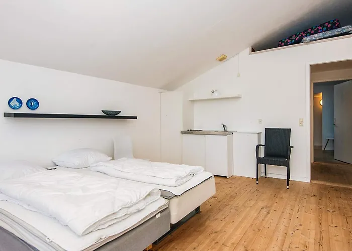 16 Person In Feriehus